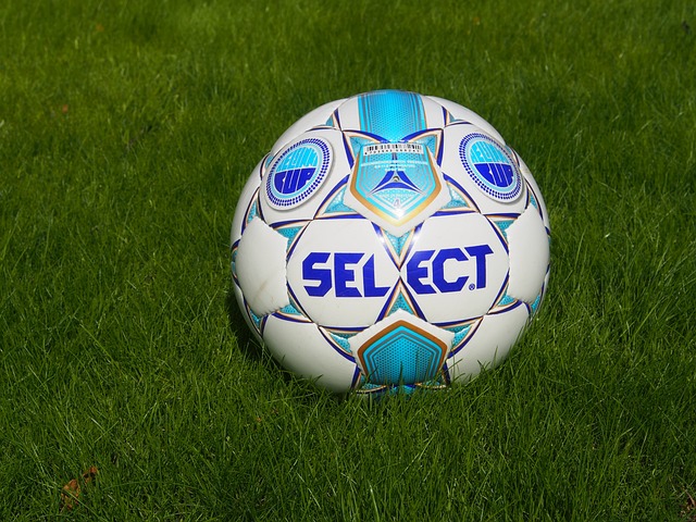 【原创】足球彩票预测：周六010英超-利物浦VS伊普斯维奇.